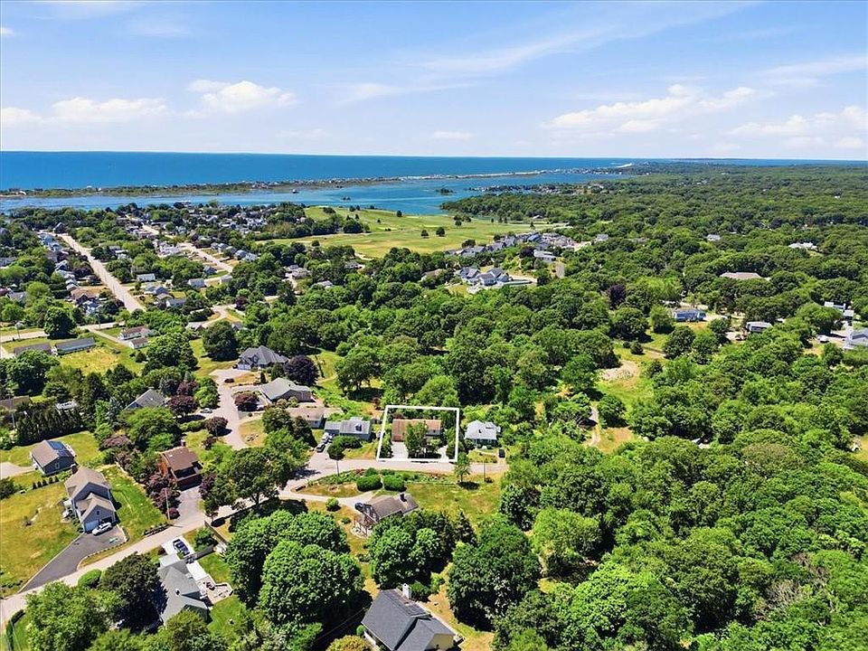 1st image of 10 Island View Ct