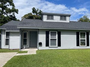 133 Village Cir, Jacksonville, NC 28546