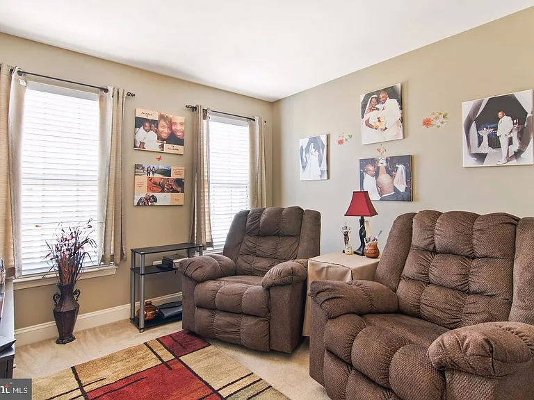 2613 Glenriver Way — Photo 11