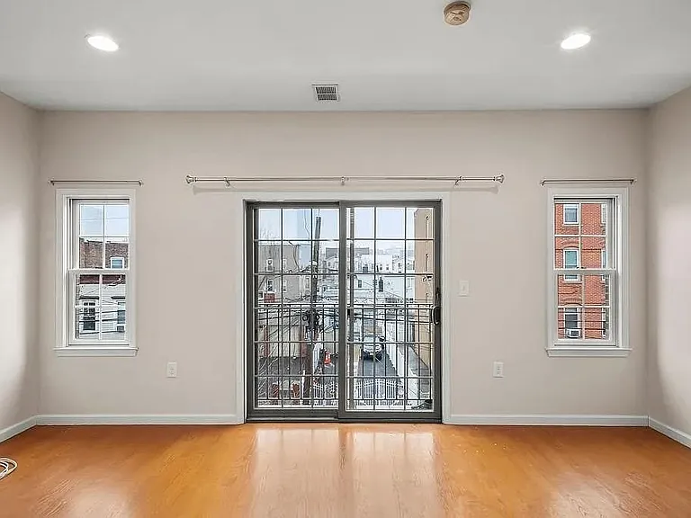 41 Wright Ave #2 — Photo 7