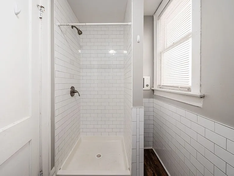 26 E 2nd Ave #19 — Photo 14