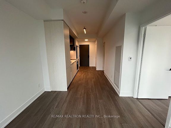 5th image of 308 Jarvis St #1202