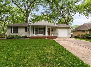 8750 Larsen St, Overland Park, KS 66214