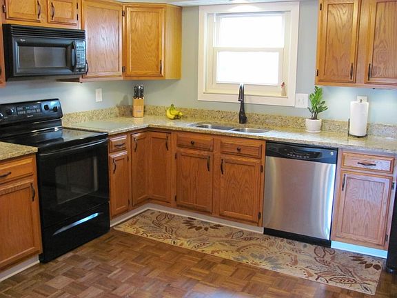 2nd image of 3819 Dinsmore Castle Dr
