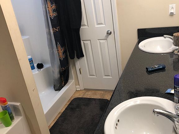 4th image of 214 Bordelon Dr