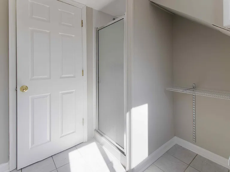 227 Frederick Ave — Photo 9