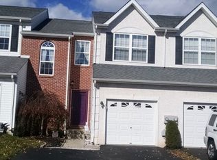 152 Hampshire Dr, Sellersville, PA 18960