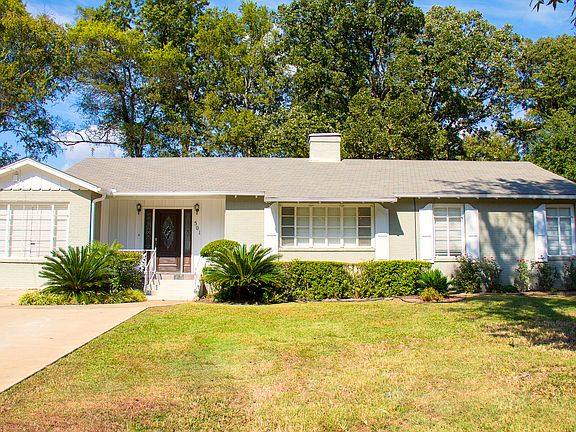 4th image of 501 Kenwood Ln
