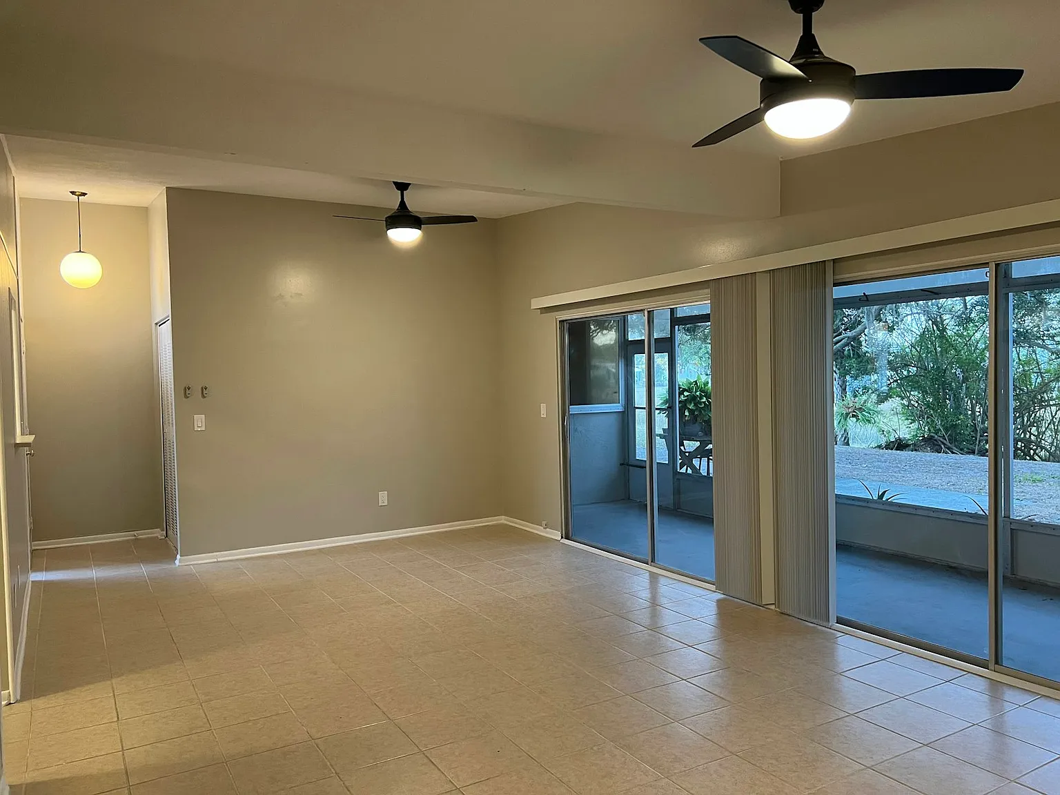 5711 Gallatin Lane, Unit 5715 — Photo 3
