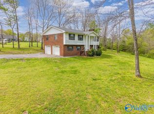 1972 Main St E, Rainsville, AL 35986