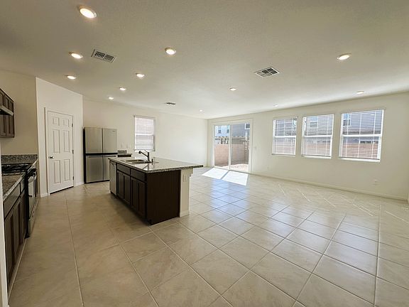 3rd image of 4239 Juniper Pear Ave