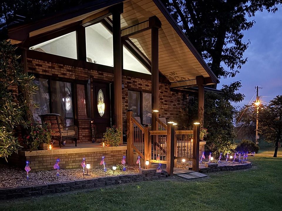 1st image of 233 Berrytown Rd