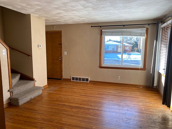 3rd image of 717 N Highland Ave