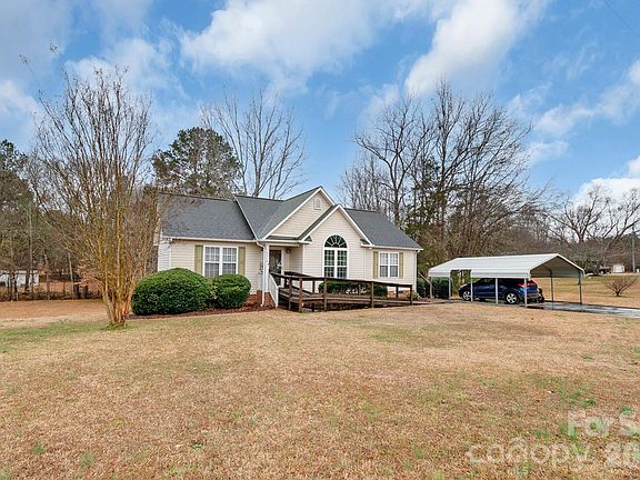 5th image of 2514 Oxford Cir