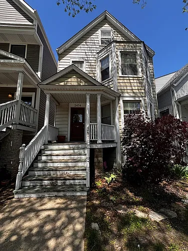 2474 W Hutchinson St #2 Photo 1