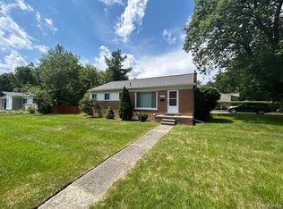 23631 Bicking Ct, Farmington, MI 48336
