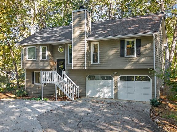 3rd image of 1528 Oakleaf Dr