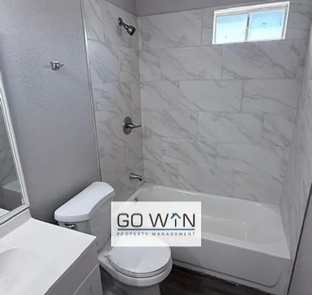 1212 W Mountain View Rd — Photo 6