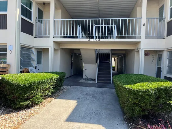 4854 Marine Pkwy APT 103, New Port Richey, FL 34652