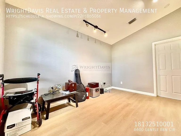6600 Gentle Ben Cir — Photo 21