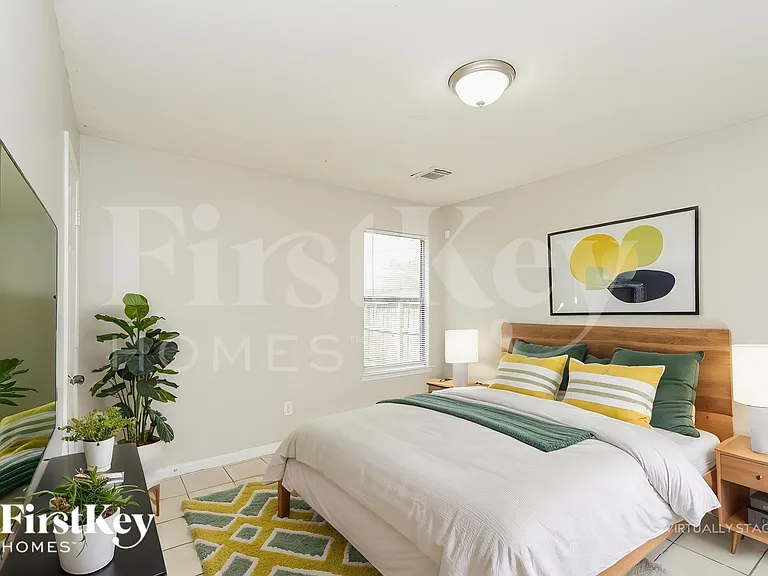 2920 La Estancia Ln — Photo 10
