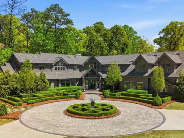 2883 W Roxboro Rd NE, Atlanta, GA 30324