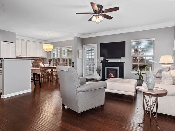 4th image of 12837 Blue Spruce Dr
