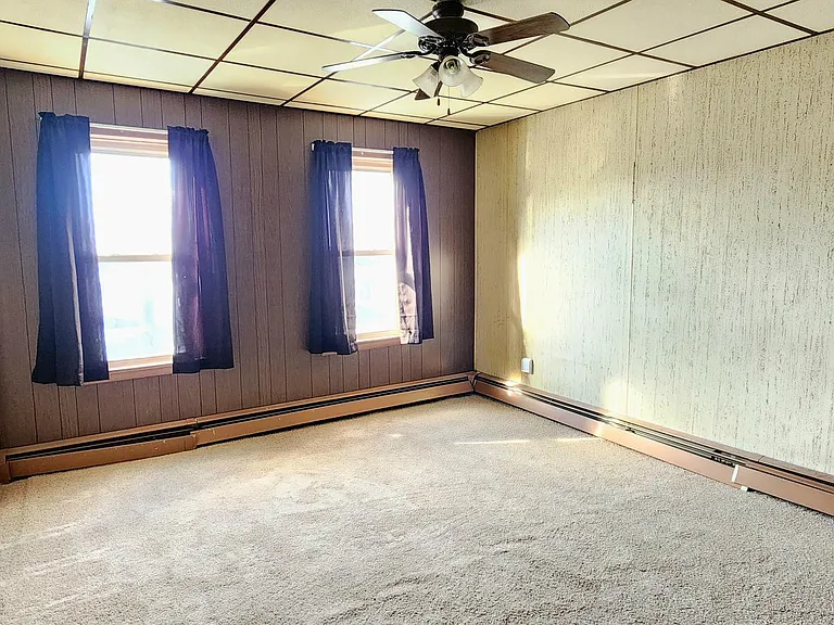 245 S Chestnut St — Photo 4
