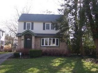 56 N Roosevelt Ave, Bexley, OH 43209