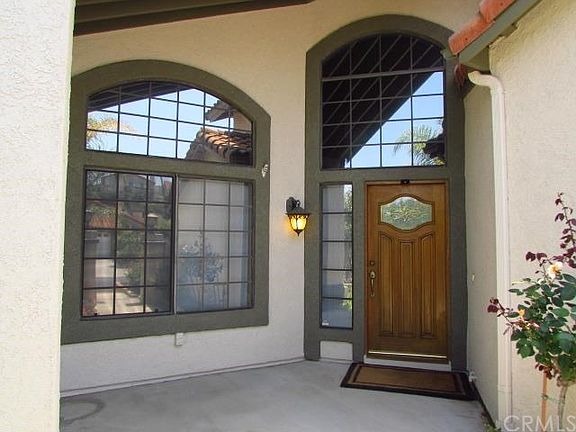 2nd image of 17879 Via Casitas
