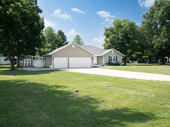 2nd image of 10337 E Kingwood Dr