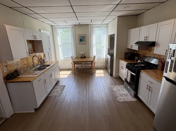 929 Broadway APT 2, Watervliet, NY 12189