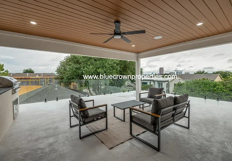 2018 Euclid Ave — Photo 34