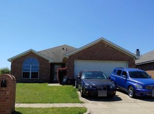1240 Sierra Blanca Dr, Burleson, TX 76028