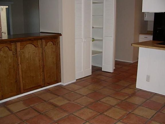 5th image of 18207 N 45th Ave