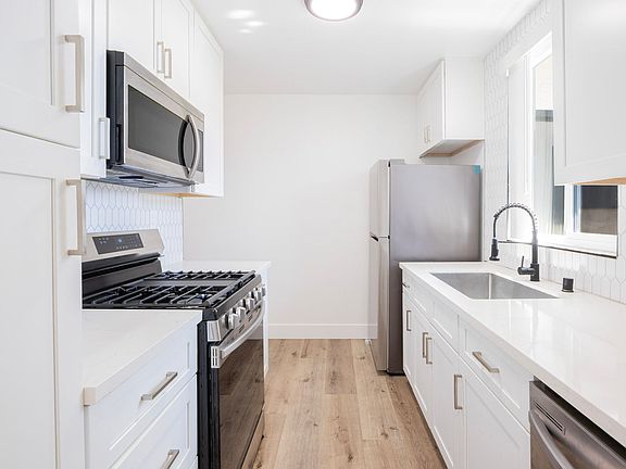 5th image of 1428 15th St APT 201