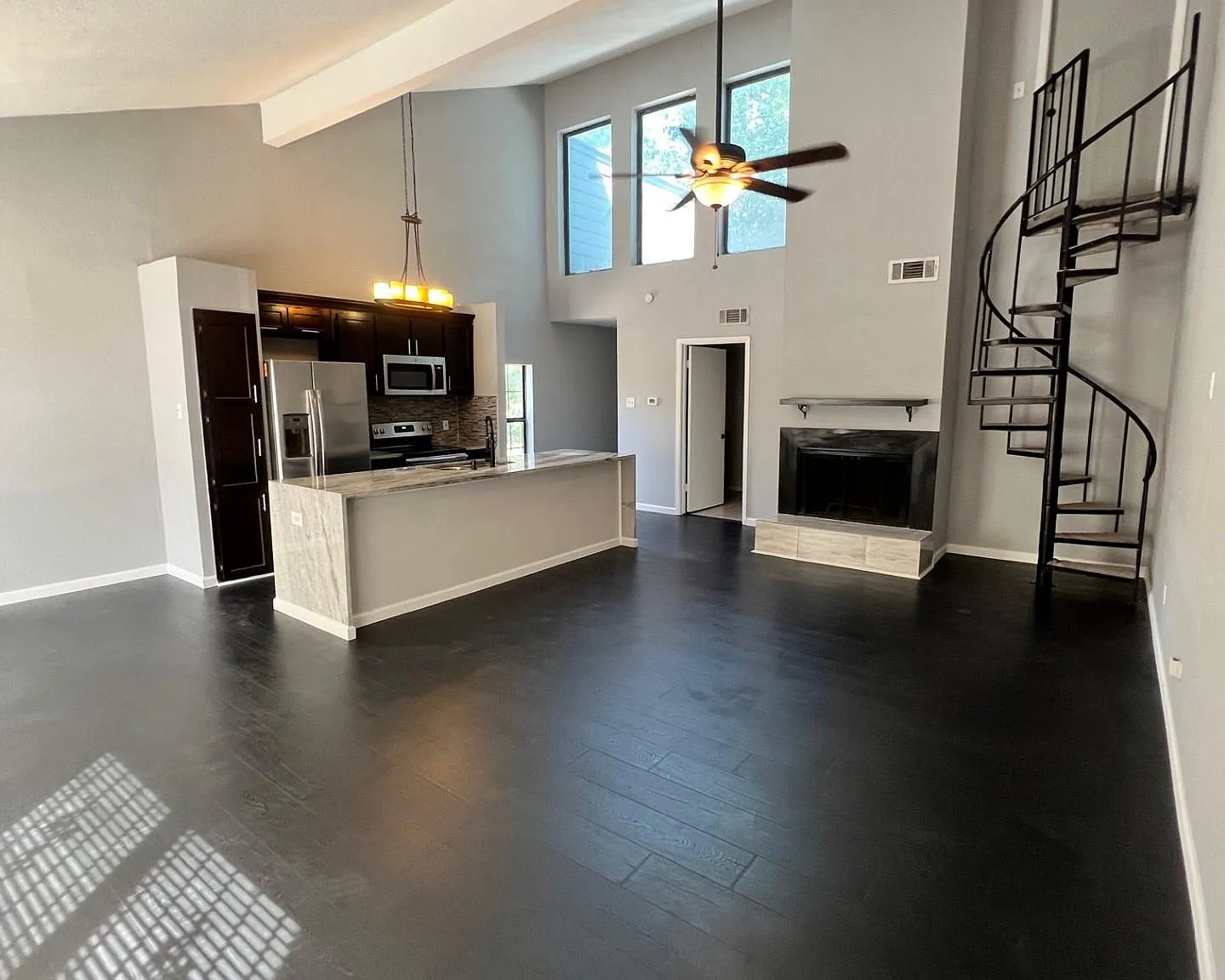 7215 Holly Hill Dr — Photo 4