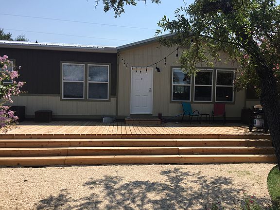 3rd image of 1753 N Highway 183