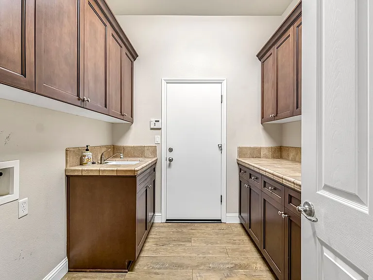 4199 N Quail Xing — Photo 39
