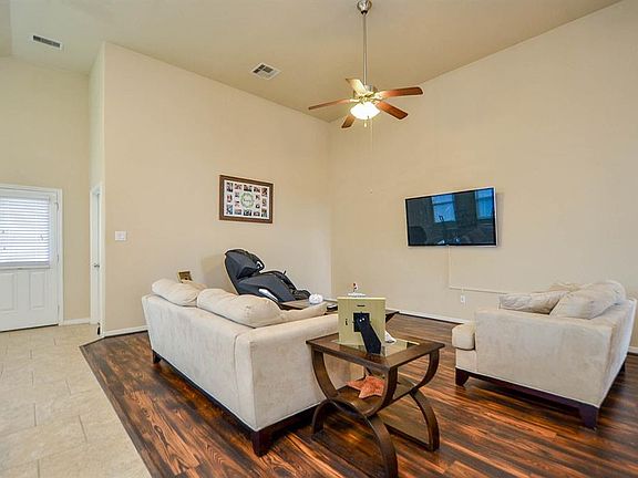5th image of 2811 Seabold Dr