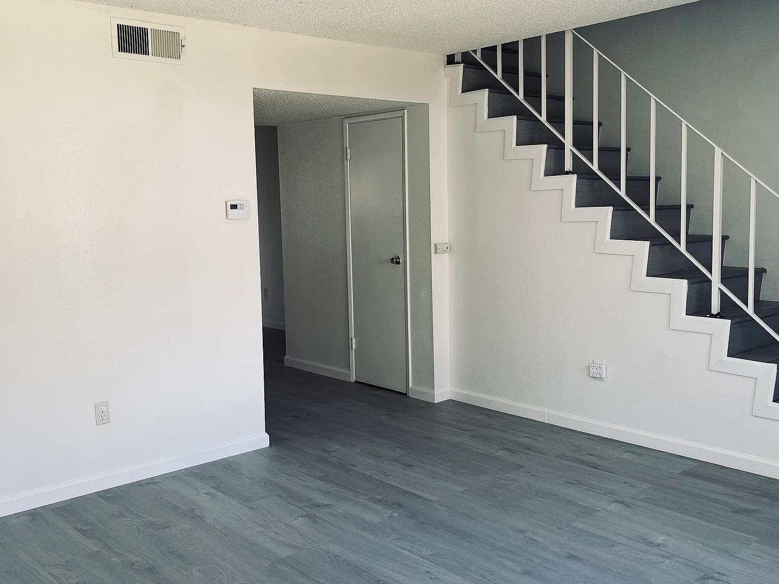 2 bed, 1.5 bath, 1200 sqft, $2,650 — Photo 1