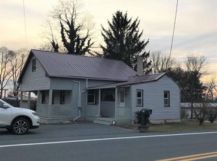 8241 Tomstown Rd, Waynesboro, PA 17268