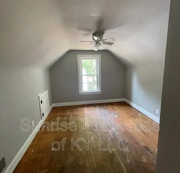 4814 Westside Dr — Photo 9