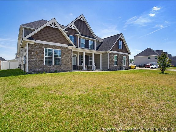 3rd image of 1533 Elk Run Dr