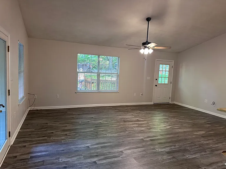 3711 Fawn Ln — Photo 6