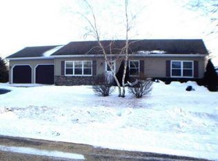 101 Phil Pkwy, Forreston, IL 61030