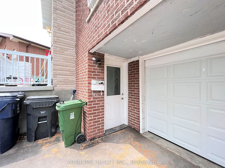 74 James Gray Dr #BASEMENT — Photo 2