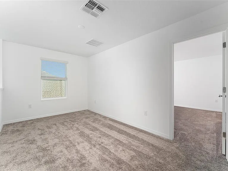606 Bell Prairie Cir — Photo 17