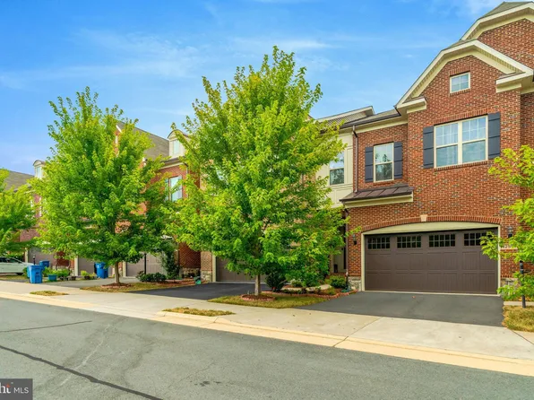 42592 Mantua Sq, Ashburn, VA 20148