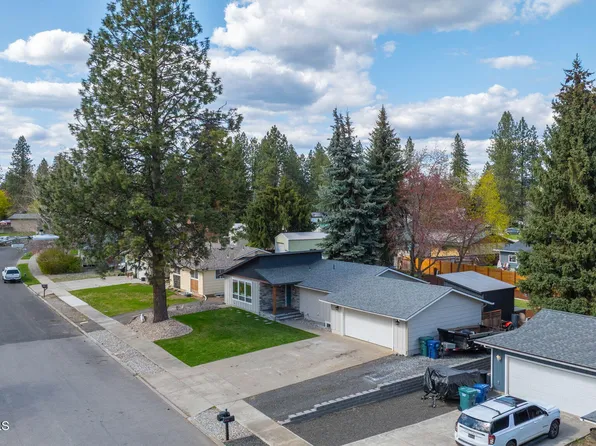 3524 E Pine Hill Dr, Coeur D Alene, ID 83815